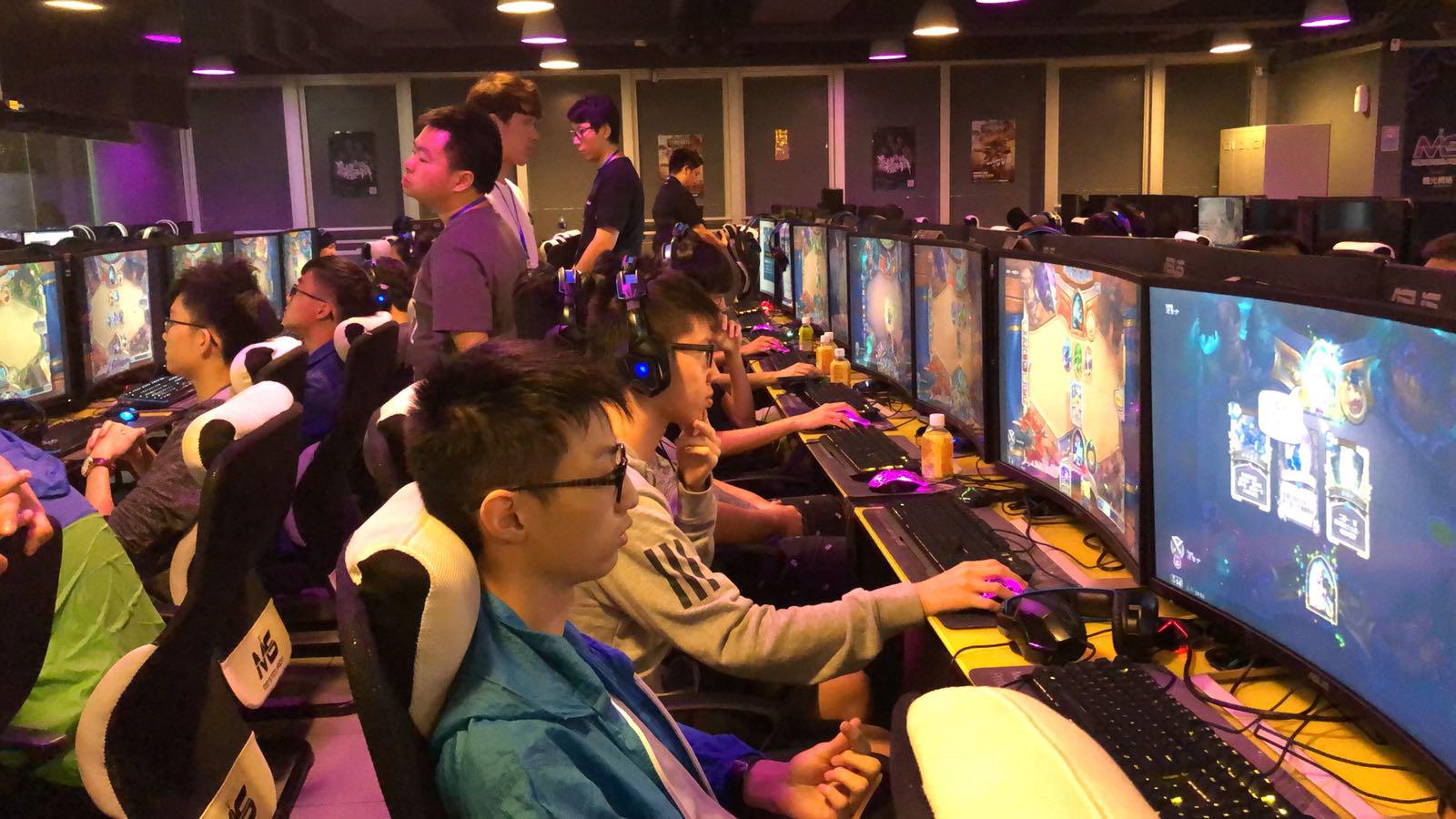 功不是偶然 功不是偶然